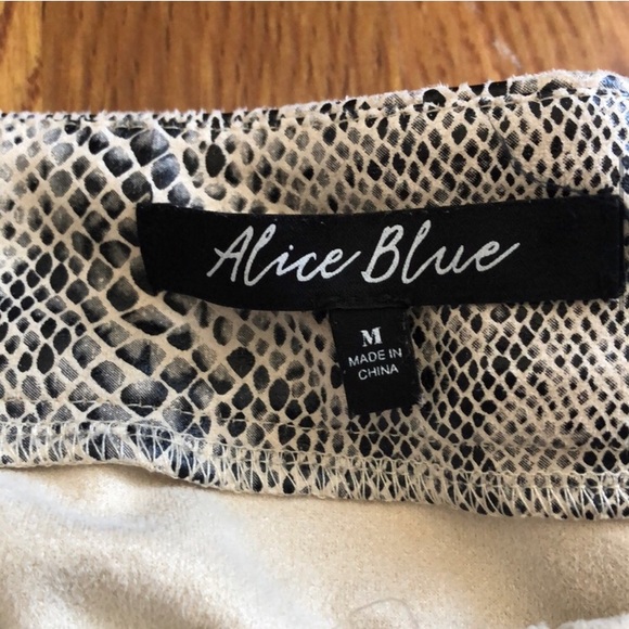 🐍🖤Alice Blue Rattlesnake Print Skirt - Picture 5 of 11